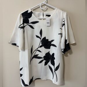Ann Taylor white shirt with black floral print size large